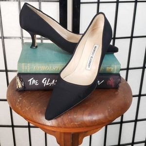 Manolo Blahnik black kitten heel
